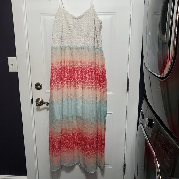 Rue21 Long Dress White Top Multi-Colored Bottom size 3X - Picture 1 of 16